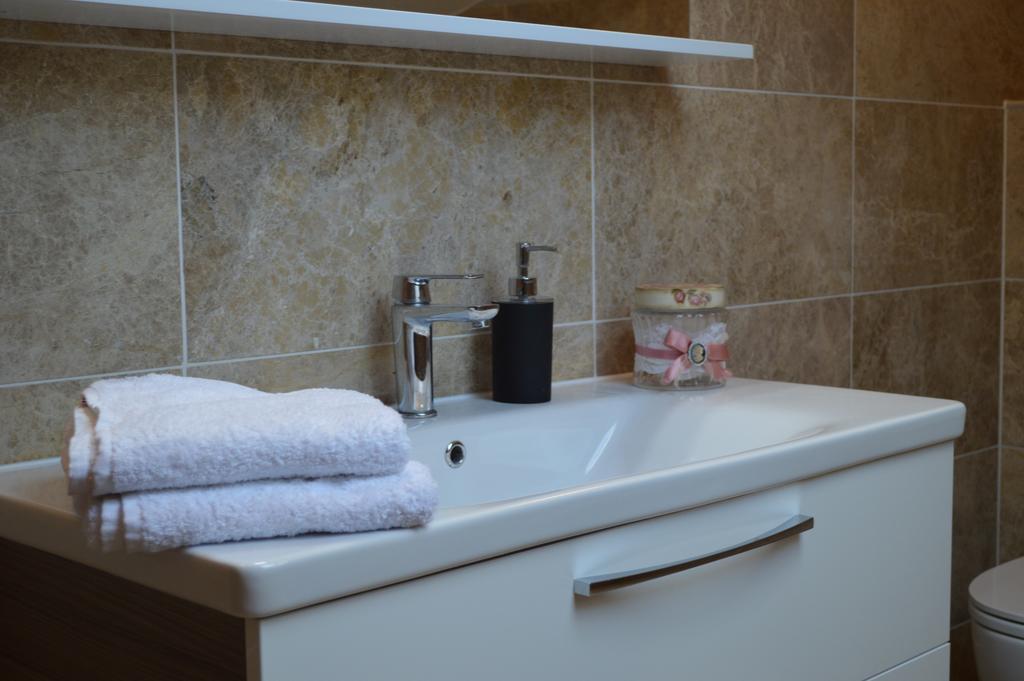 Apartments Vacanza Zadar Ngoại thất bức ảnh